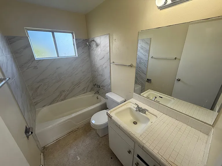 4740 Appian Way #22 — Photo 14