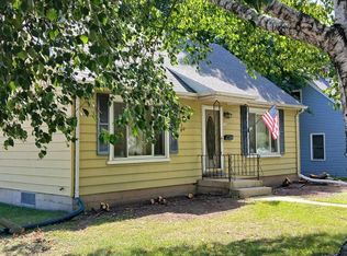 1104 6th Ave, Grafton, WI 53024