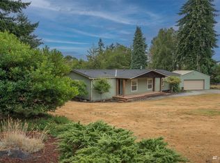 10113 SW 212th St, Vashon, WA 98070