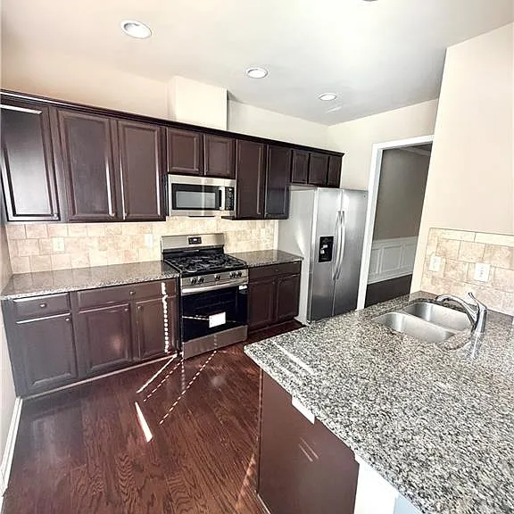 13248 Warrensville Cv — Photo 10