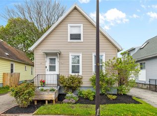 45 Bloomfield Pl, Rochester, NY 14620