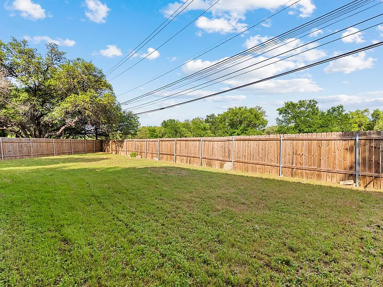 7505 Saint Amant Pl #A — Photo 31