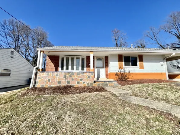 1308 Birchwood Dr, Oxon Hill, MD 20745