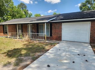 662 Mahoney Rd, Hinesville, GA 31313