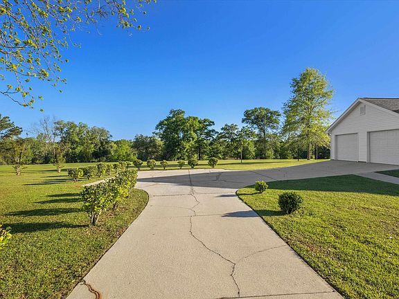 5th image of 1115 Glory Rd