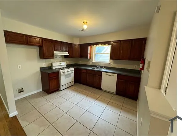 197 N 11th St #2, Newark, NJ 07107