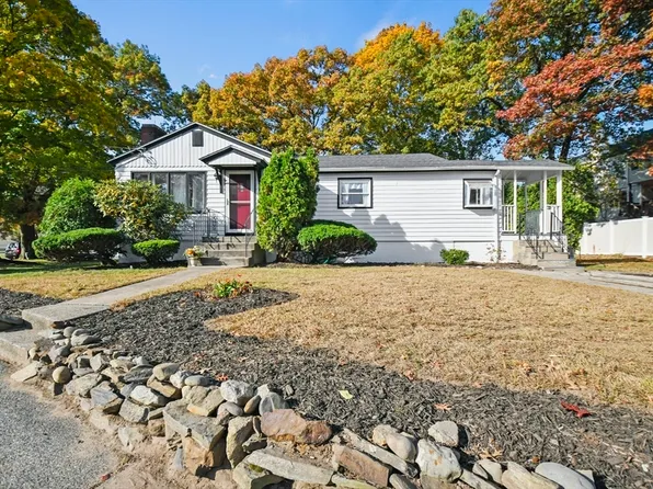 85 Lake Ave N, Worcester, MA 01605
