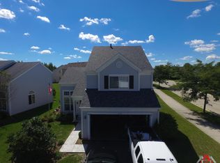 5500 Chantilly Cir, Lake In The Hills, IL 60156