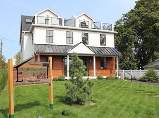 9 Pearl St #3, Belmont, MA 02478