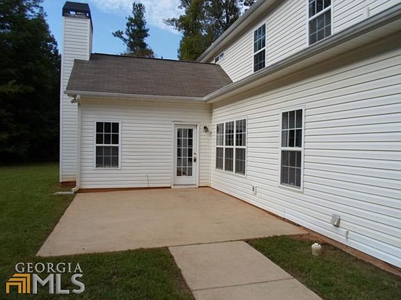 5th image of 140 Kensington Dr