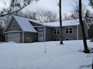 3175 Russell Rd, Muskegon, MI 49445