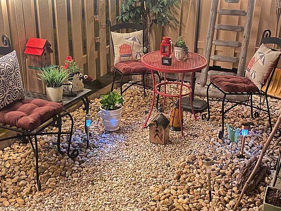 5th image of 1689 Westwind Way