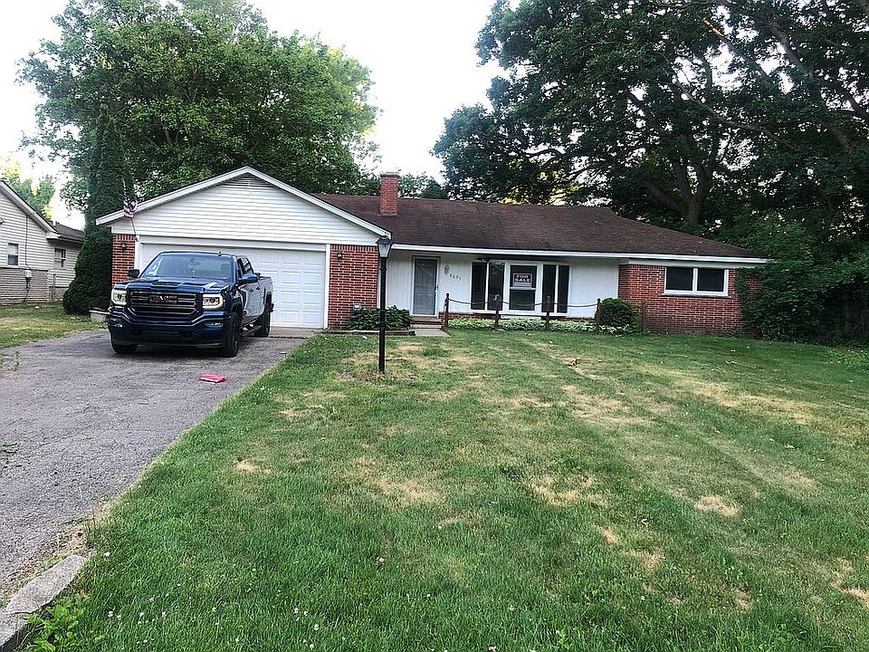 1st image of 8695 Golf Lane Dr
