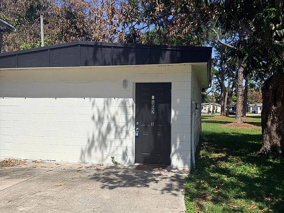 2nd image of 1022 Citrus Ave #B