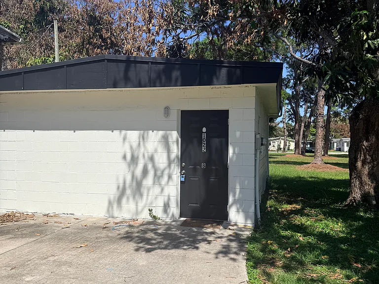 1022 Citrus Ave #B — Photo 2