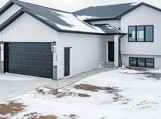 4420 Silver Blvd, Bismarck, ND 58503