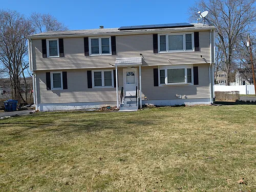 87 Antrim St Photo 1