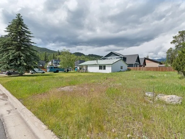 225 Haugen Heights Rd, Whitefish, MT 59937