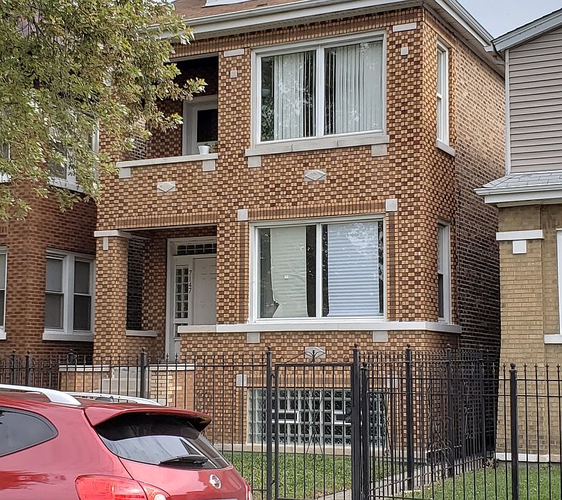 1st image of 7147 S Rockwell St #1