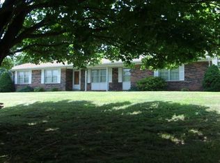 235 Fielding Hills Drive, Peterstown, WV 24963