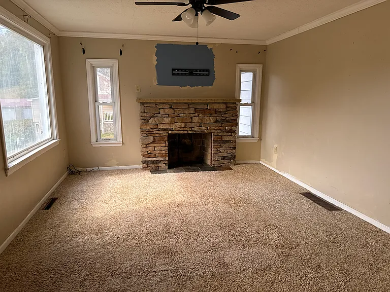 4301 Crossroads Rd — Photo 3