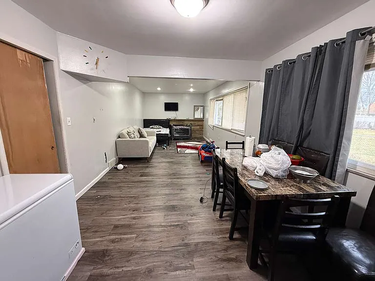 29012 Lorraine Ave — Photo 6