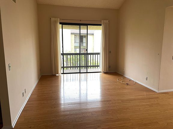3rd image of 4000 Via Marisol APT 307