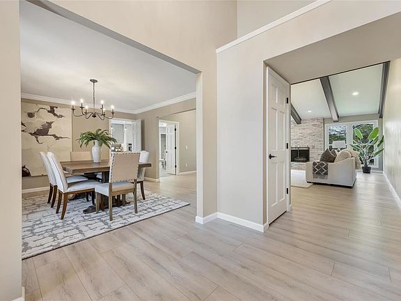 2nd image of 1623 Sunny Wind Ct