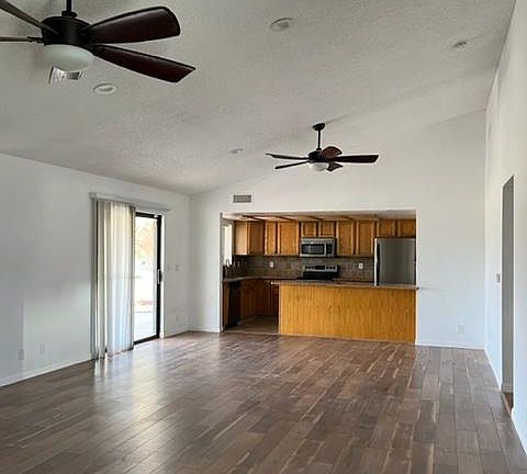 2nd image of 2525 Country Club Dr