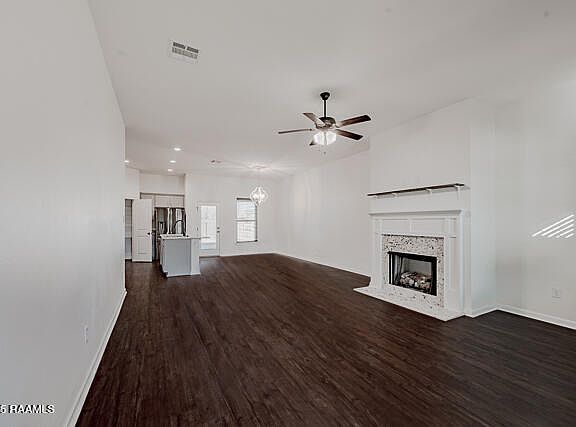3rd image of 41460 Cozy Way