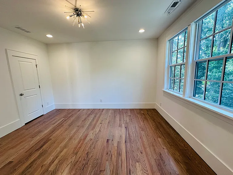 2820 Hillside Springs Dr — Photo 11