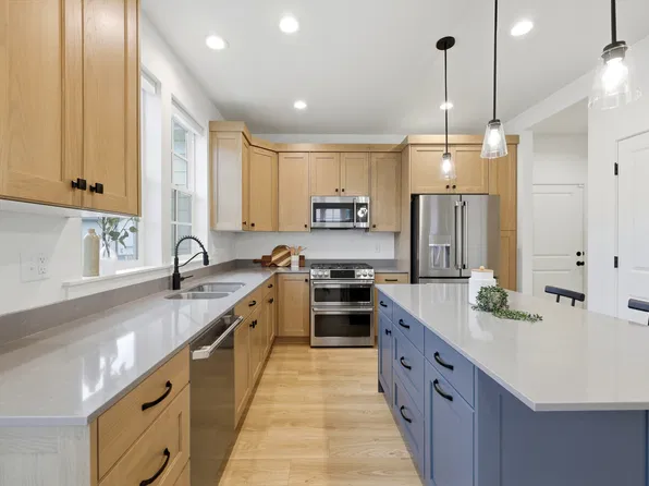 6768 W Docksider Dr #298, South Jordan, UT 84009