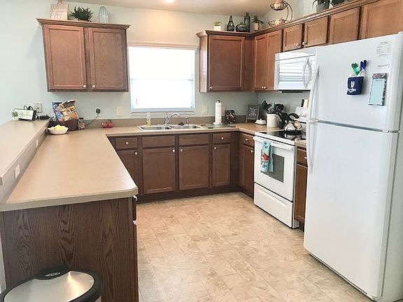 4th image of 1101 Tipton Ln