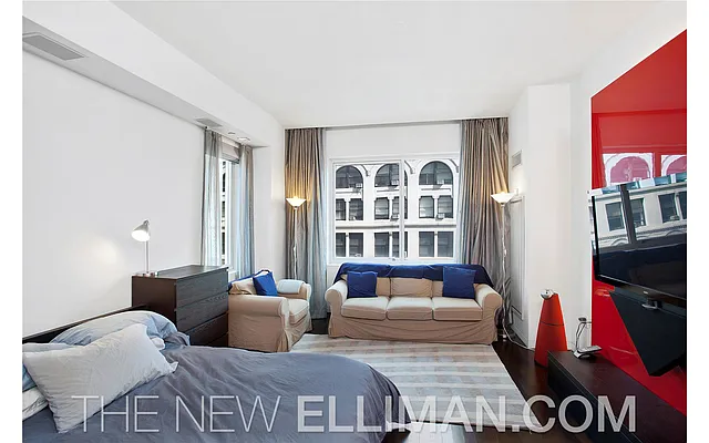 Rented by Douglas Elliman | media 31