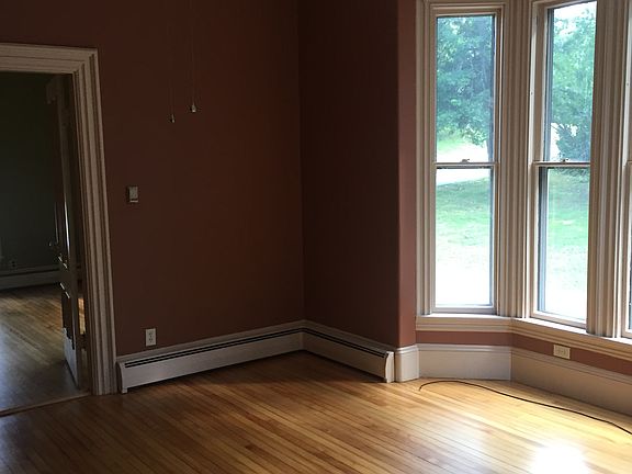 4th image of 187 Brunswick Ave