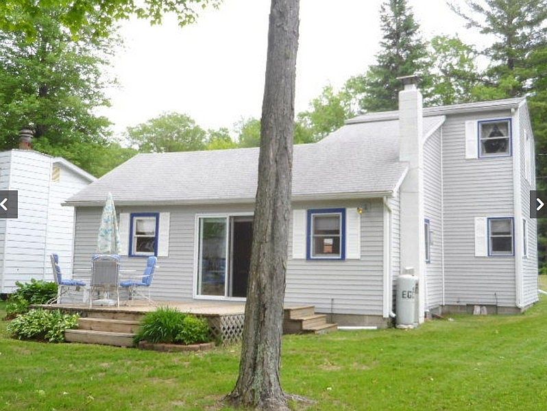 1st image of 3209 Lakeshore Dr
