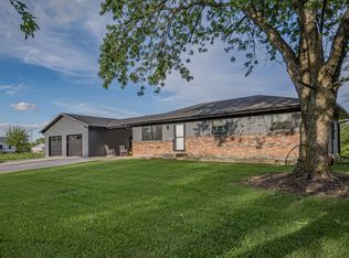 1484 County Road 2950, Clark, MO 65243