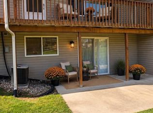 9343 Parkview Cir, Grand Blanc, MI 48439