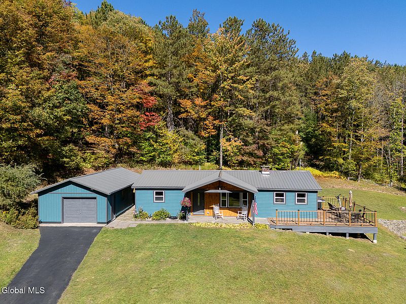 2nd image of 4250 Weaver Hollow Road