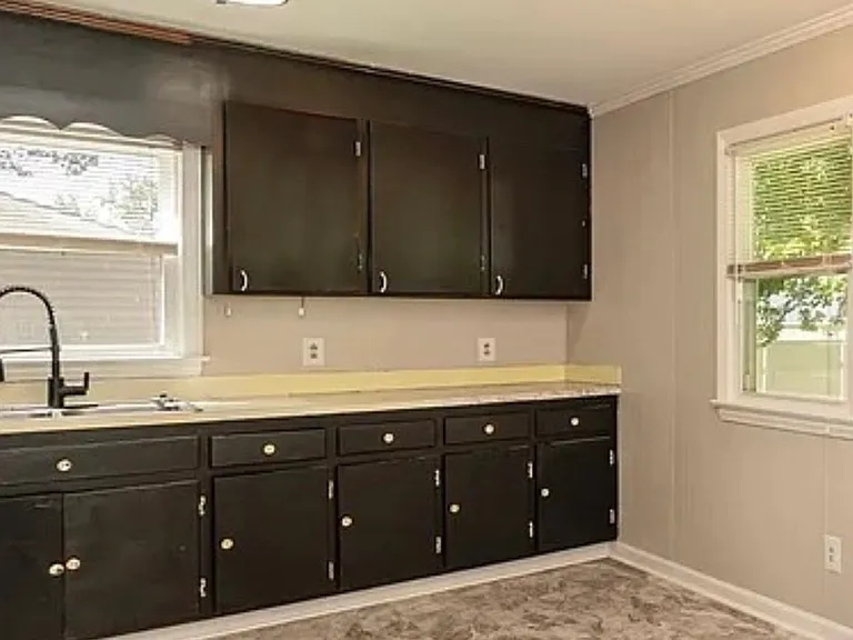 540 Lincoln Dr — Photo 12