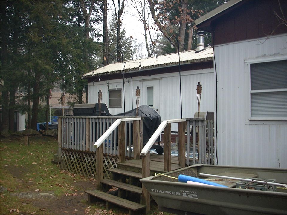 2nd image of 25 Riverside Drive