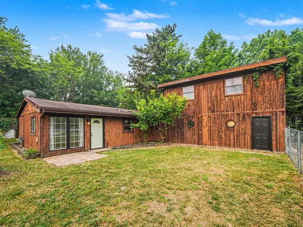26058 State Road 2, South Bend, IN 46619