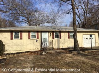 4324 NE Sunnybrook Ln, Kansas City, MO 64117
