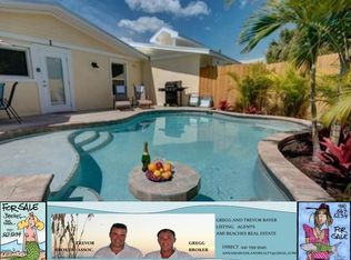 108 39th St APT 1, Holmes Beach, FL 34217