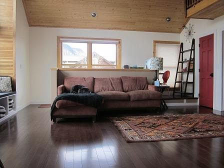 4th image of 632 Teocalli Ave #1