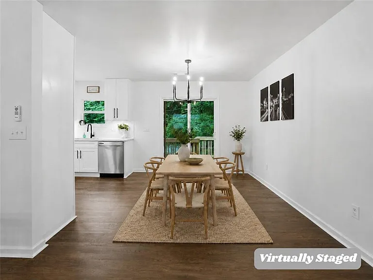 3270 Belfort Rd SE — Photo 10