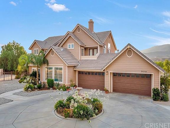 5th image of 34715 Sweetwater Dr