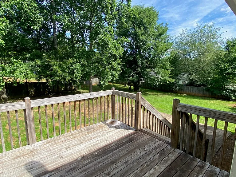 51 Connie Dr — Photo 10