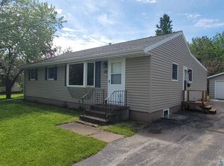 33 Evans Cir, Silver Bay, MN 55614