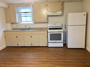 370 Metacom Ave APT 1, Warren, RI 02885